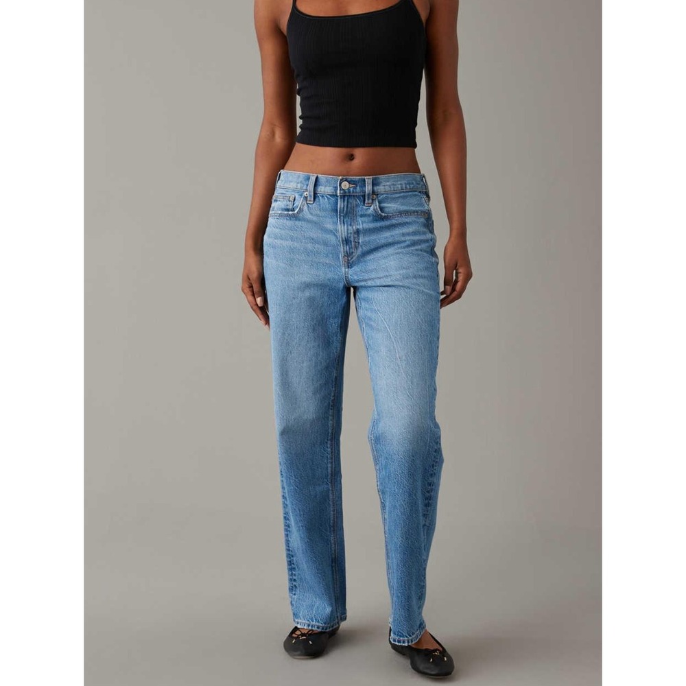 American Eagle Strigid Low Rise Baggy Straight Jeans Classic Blue Size 2 Short